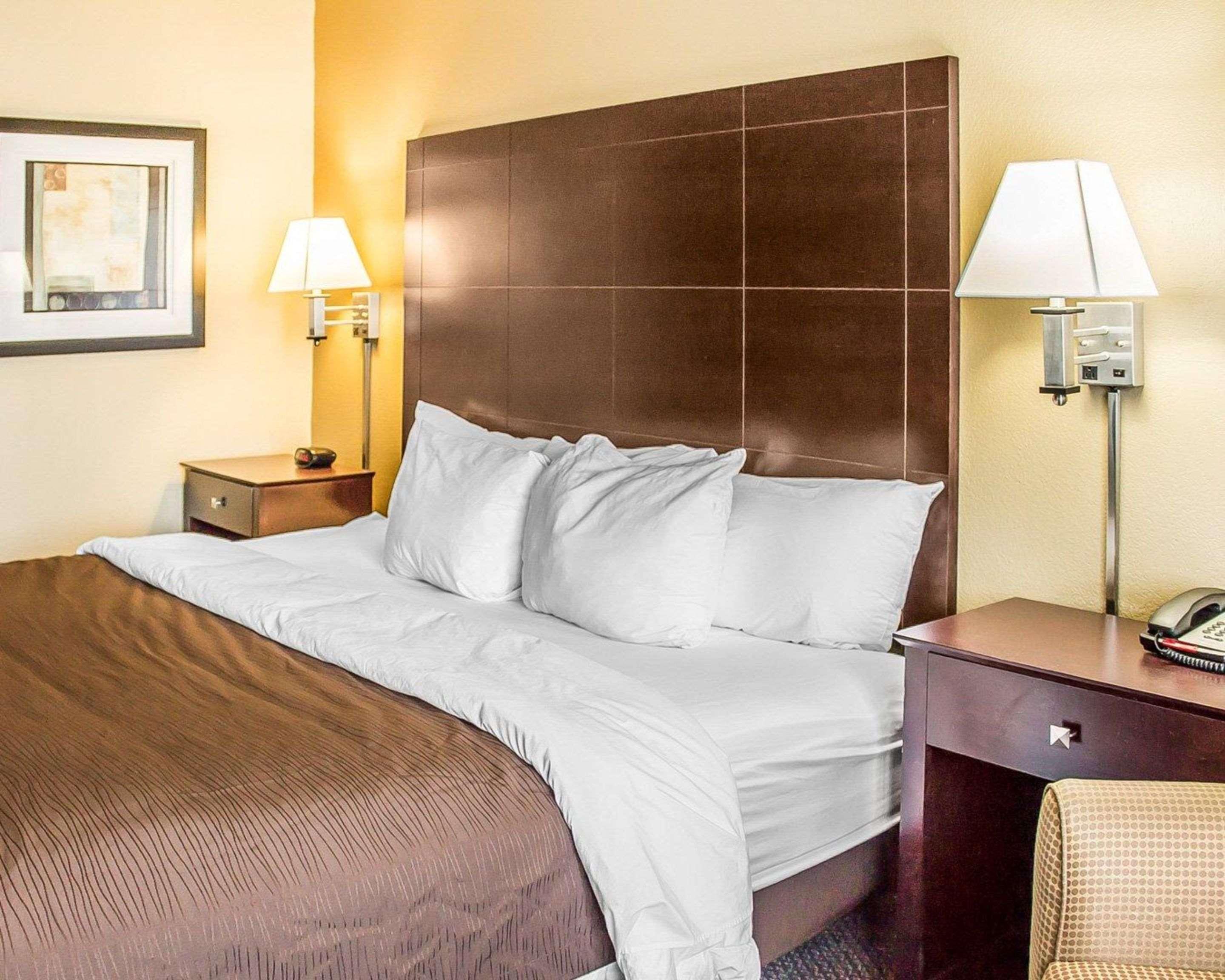 Quality Inn & Suites Sturgeon Bay Exterior foto