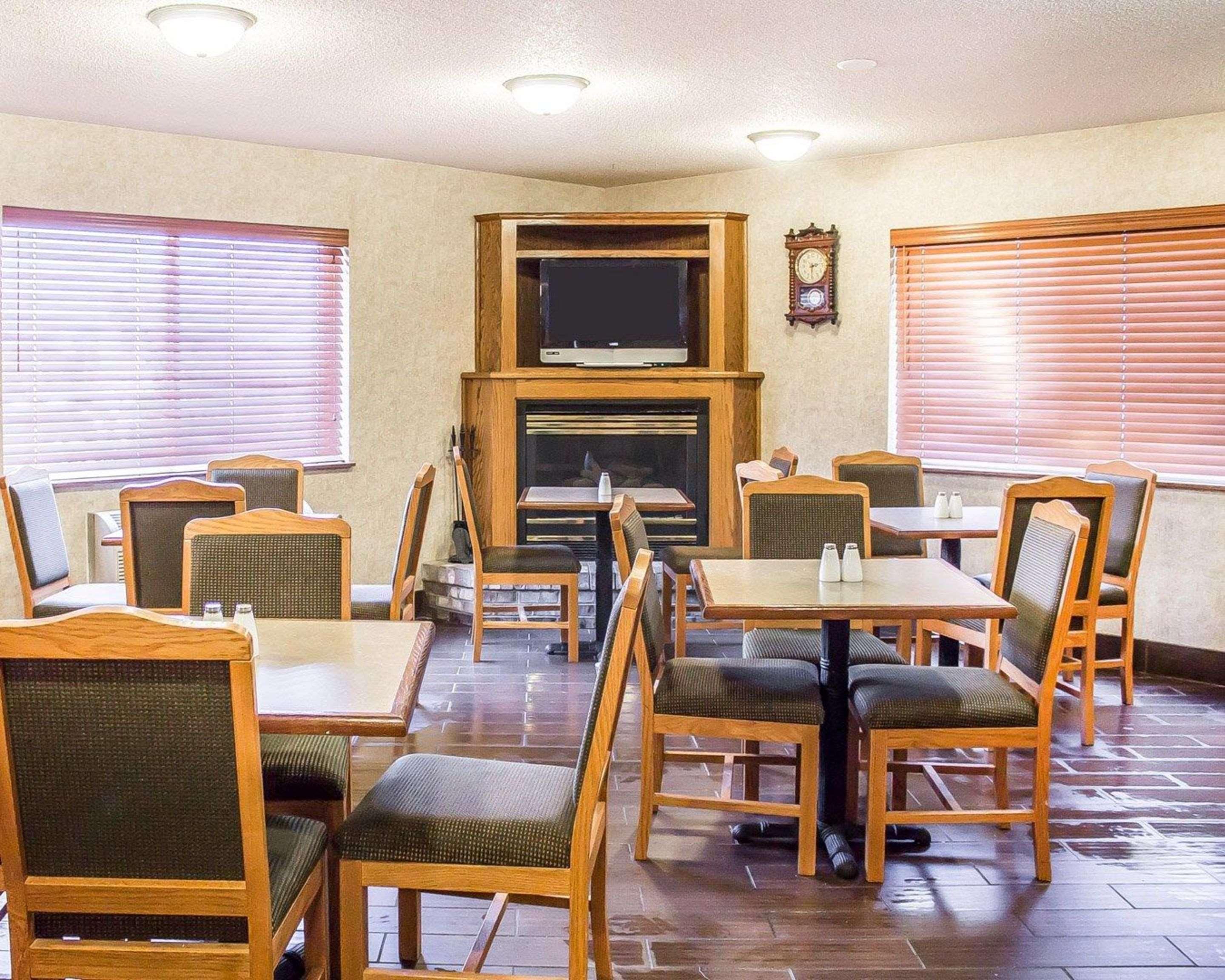 Quality Inn & Suites Sturgeon Bay Exterior foto